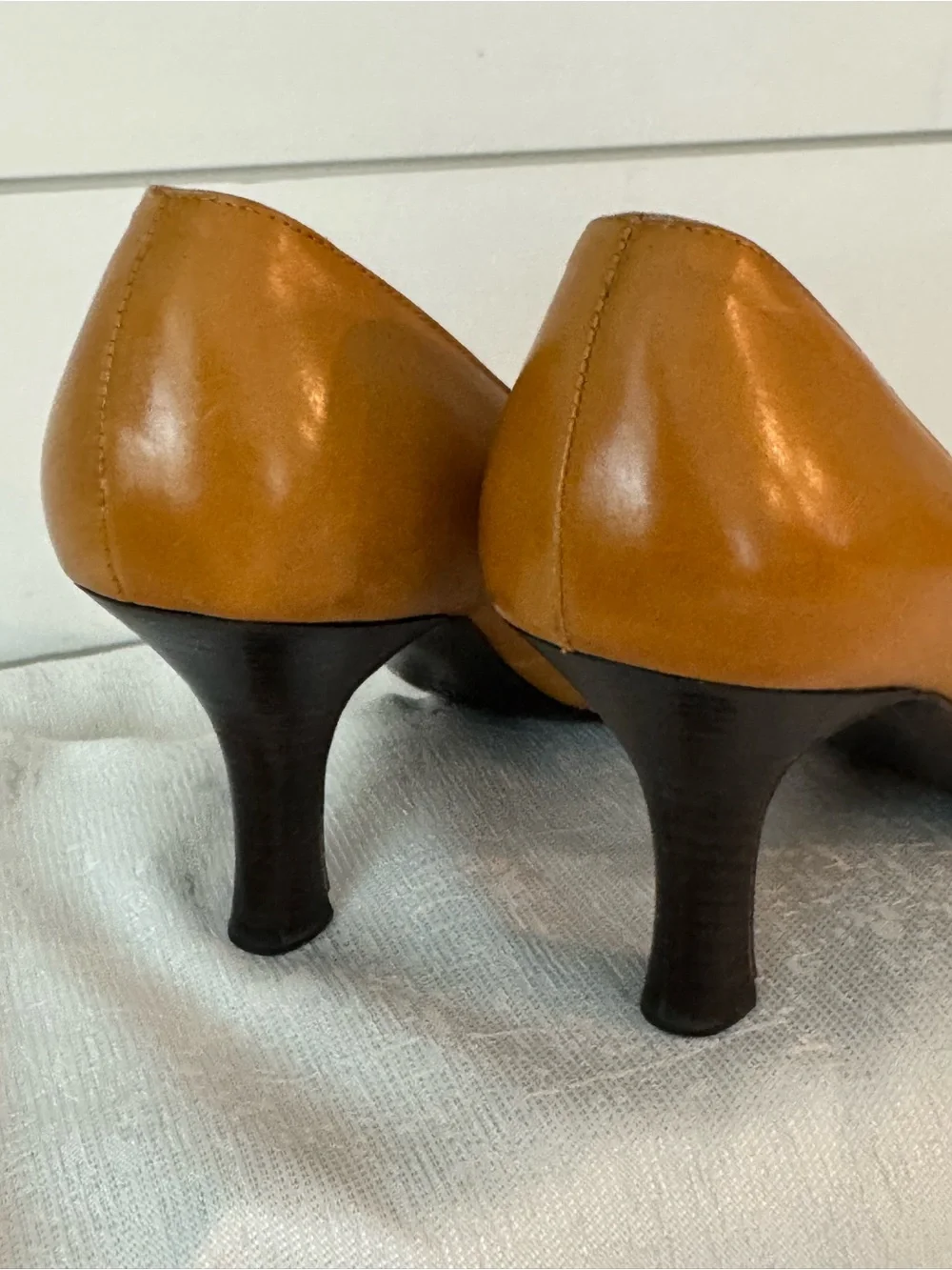 Fratelli Rossetti - Vintage Leather heals camel color